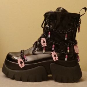 Pills and Silent Potions Vilun Boots Color: Dreams of Dark Skies Black  Size:8